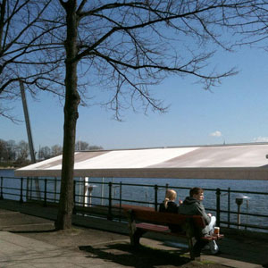 Ob Büros, Geschäfte oder Privathaushalte – mit unseren umfassenden Leistungen in der Gebäudereinigung sagen wir dem Schmutz den Kampf an! Ob Büros, Geschäfte oder Privathaushalte – mit unseren umfassenden Leistungen in der Gebäudereinigung sagen wir dem Schmutz den Kampf an!